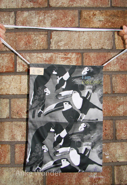 The awareness spreading tote bag: Black & white birds - Anke Wonder
