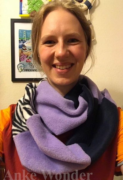 Women´s Infinity Scarf - Purple, Blue, Tiger-Patterned - Anke Wonder