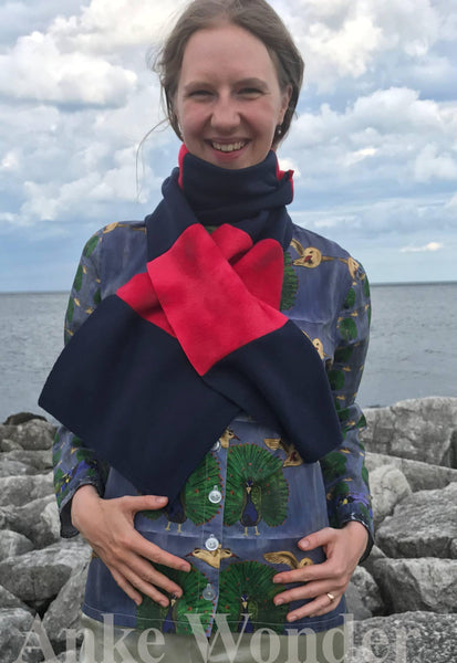Women´s Fleece Scarf "Bon Voyage Pink and Blue" - Anke Wonder