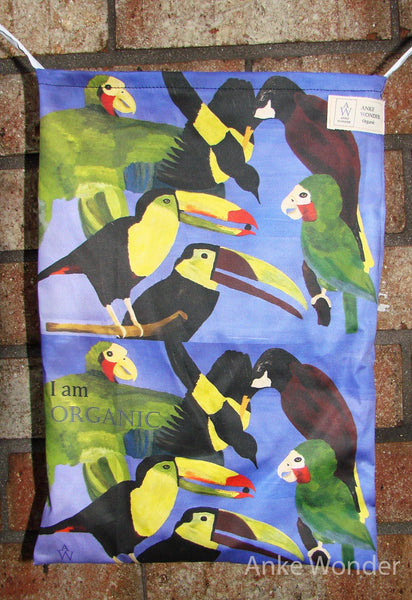 The awareness spreading tote bag: Colorful birds - Anke Wonder