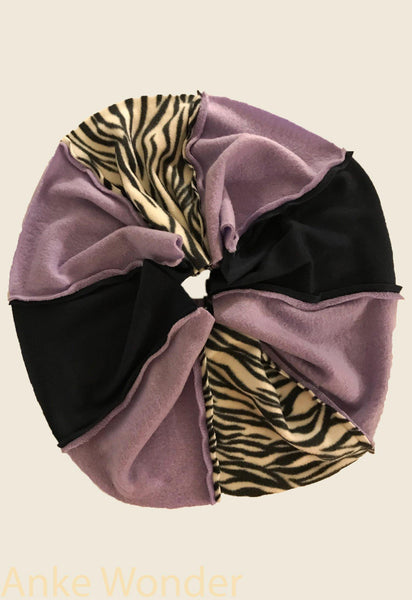 Women´s Infinity Scarf - Purple, Blue, Tiger-Patterned - Anke Wonder