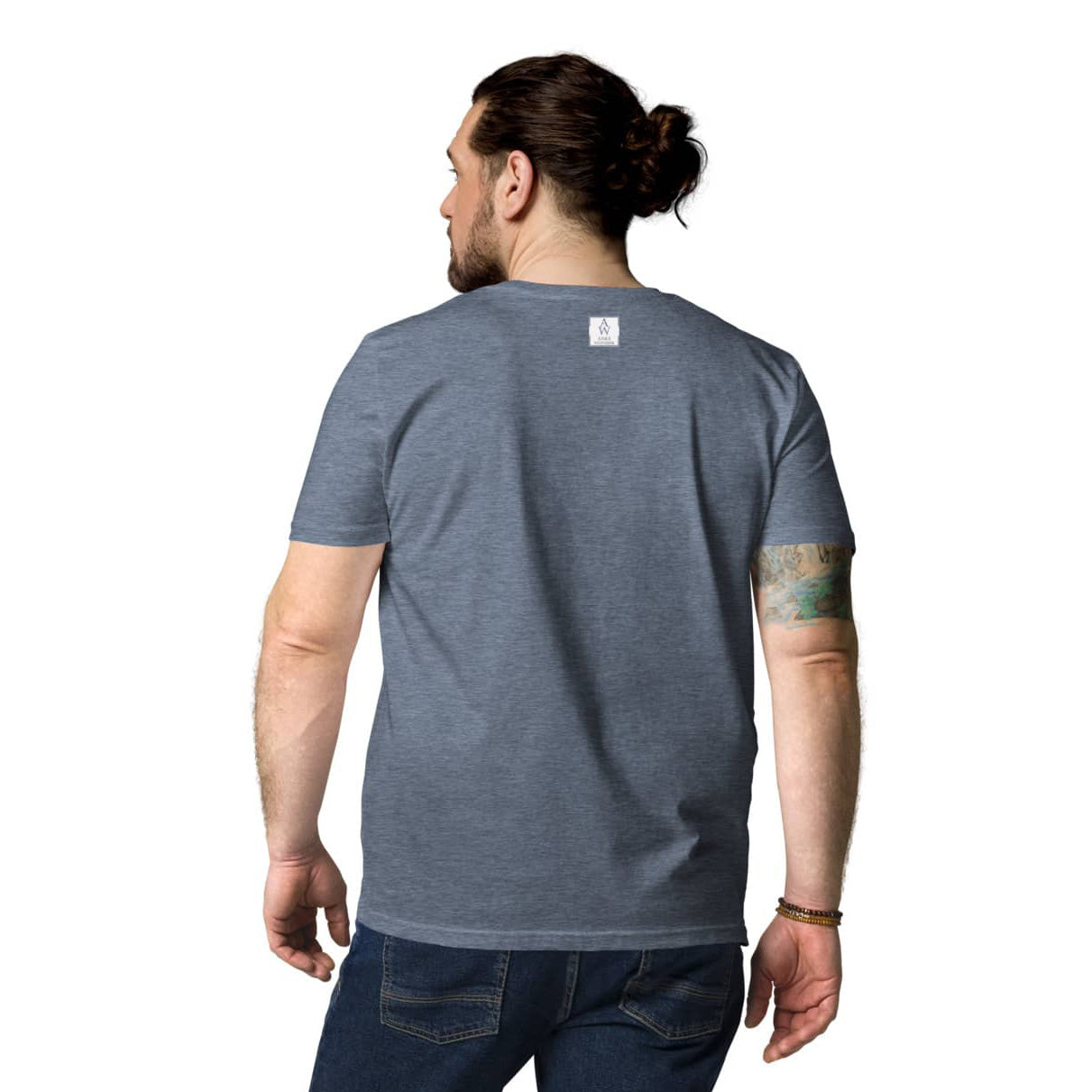 Backside of men's organic cotton t-shirt in heather grey blue, showing Anke Wonder branding below neckline.