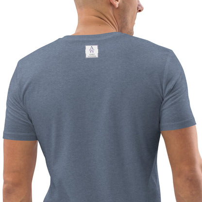 Close-up of the Anke Wonder logo on the back of a men's organic cotton t-shirt in heather blue. Minimalist and stylish sustainable fashion.