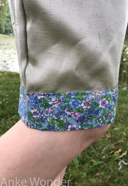 Women's Floral  Shorts - Anke Wonder